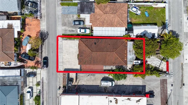 $4,000 | 361 East 39th Street, Unit 1, Hialeah, FL 33013