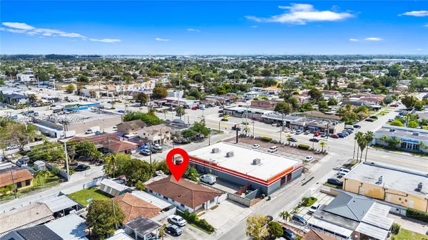 $4,000 | 361 East 39th Street, Unit 1, Hialeah, FL 33013