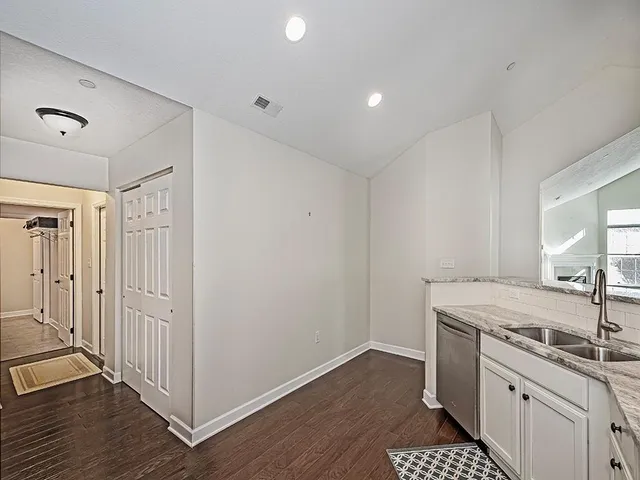 $459,900 | 2174 Westview Circle, Harmony, PA 16037