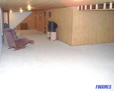 219 Gump Road East Fort Wayne, IN 46845 - Photo 9 of 12
