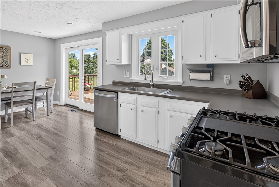 20 Hunt Point Chili, NY 14624 - Photo 9 of 44