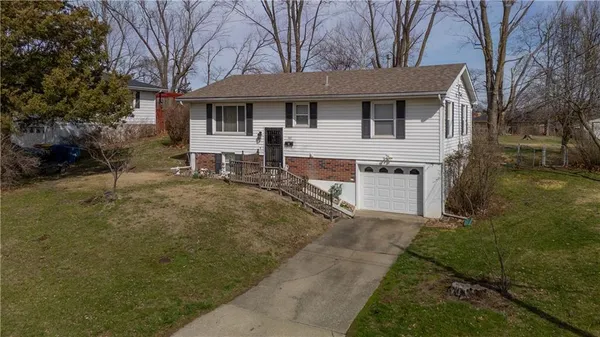 $180,000 | 107 Collette Street, Excelsior Springs, MO 64024