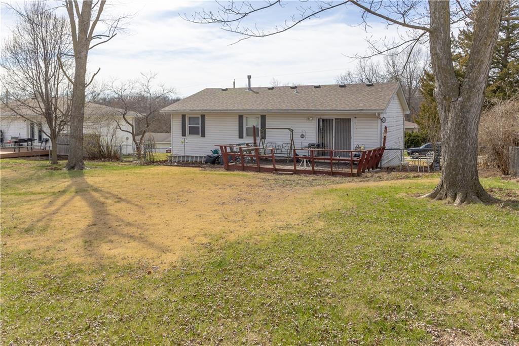 107 Collette Street Excelsior Springs, MO 64024 - Photo 21 of 26