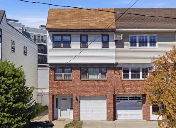 $598,000 | 195 Avenue A, Bayonne, NJ 07002