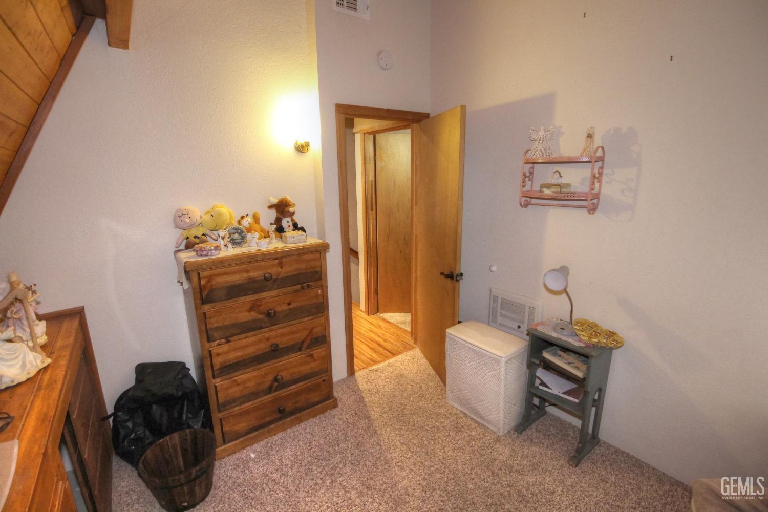 Undisclosed Address Tehachapi, CA 93561 - Photo 16 of 28