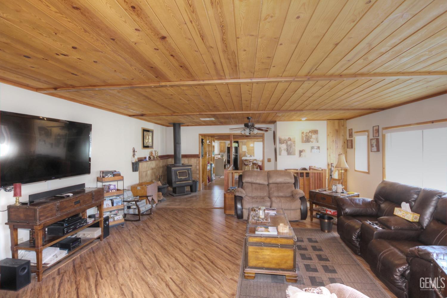 Undisclosed Address Tehachapi, CA 93561 - Photo 8 of 28