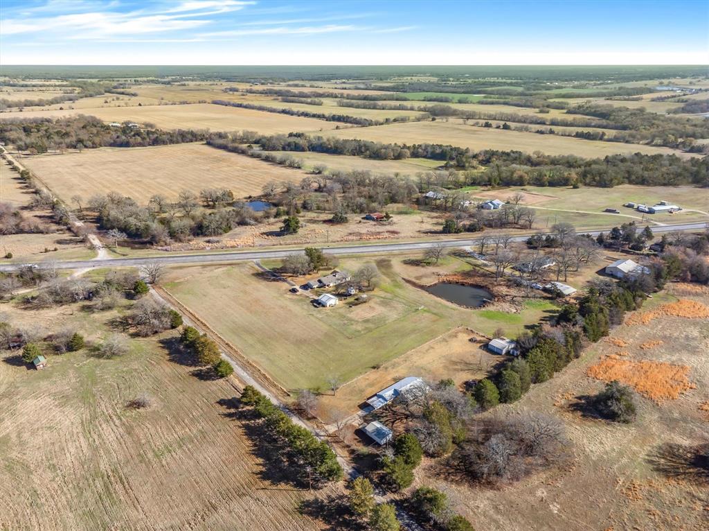 276 Point Tx 75472 Point, TX 75472 - Photo 5 of 18 a view of an ocean and beach