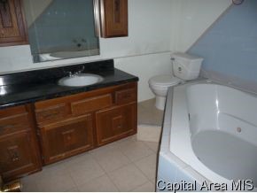 21 Circle Drive Rochester, IL 62563 - Photo 9 of 11