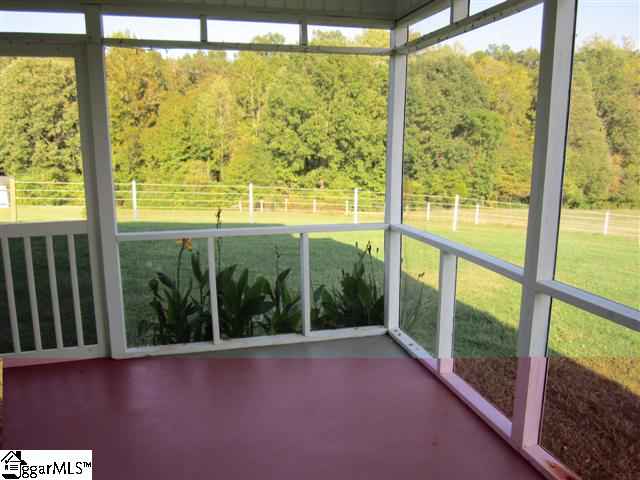 2076 Burdette Road Gray Court, SC 29645 - Photo 14 of 25 Gallery Image 14