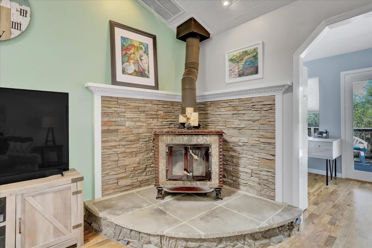 18167 Deer Run Penn Valley, CA 95946 - Photo 11 of 92