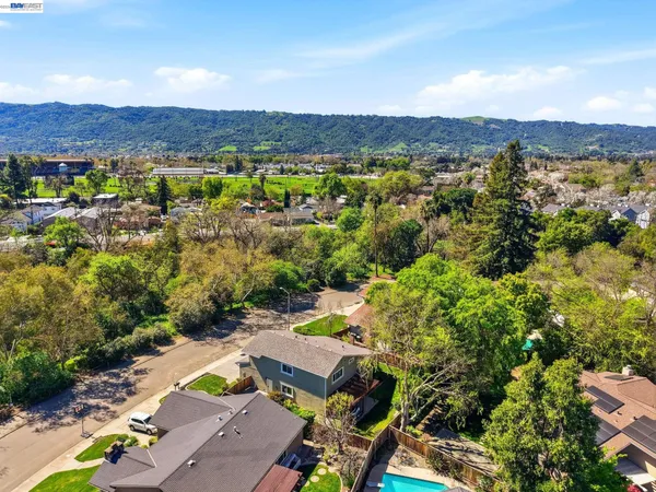 $1,999,000 | 1074 Harvest Circle, Pleasanton, CA 94566