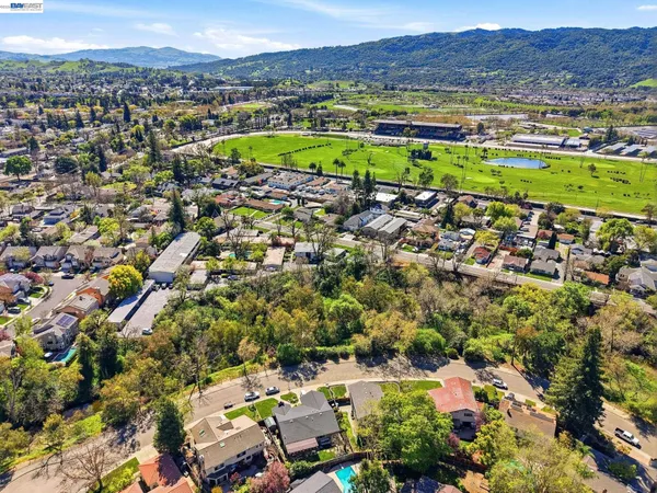 $1,999,000 | 1074 Harvest Circle, Pleasanton, CA 94566