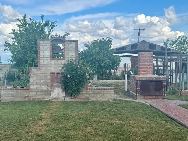$575,000 | 15326 South Dickenson Avenue, Riverdale, CA 93656
