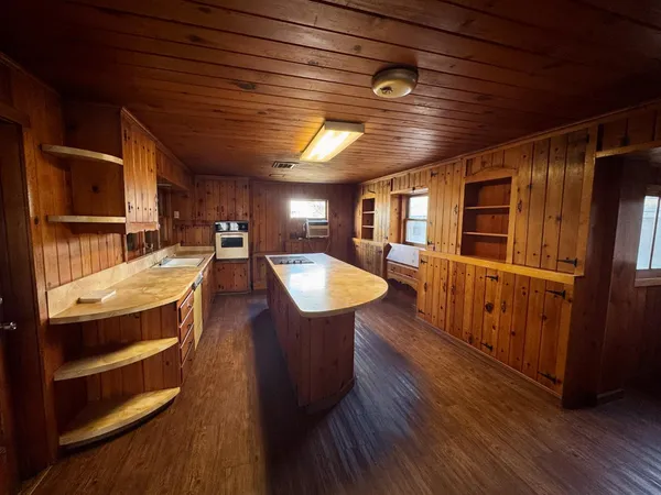 $575,000 | 15326 South Dickenson Avenue, Riverdale, CA 93656