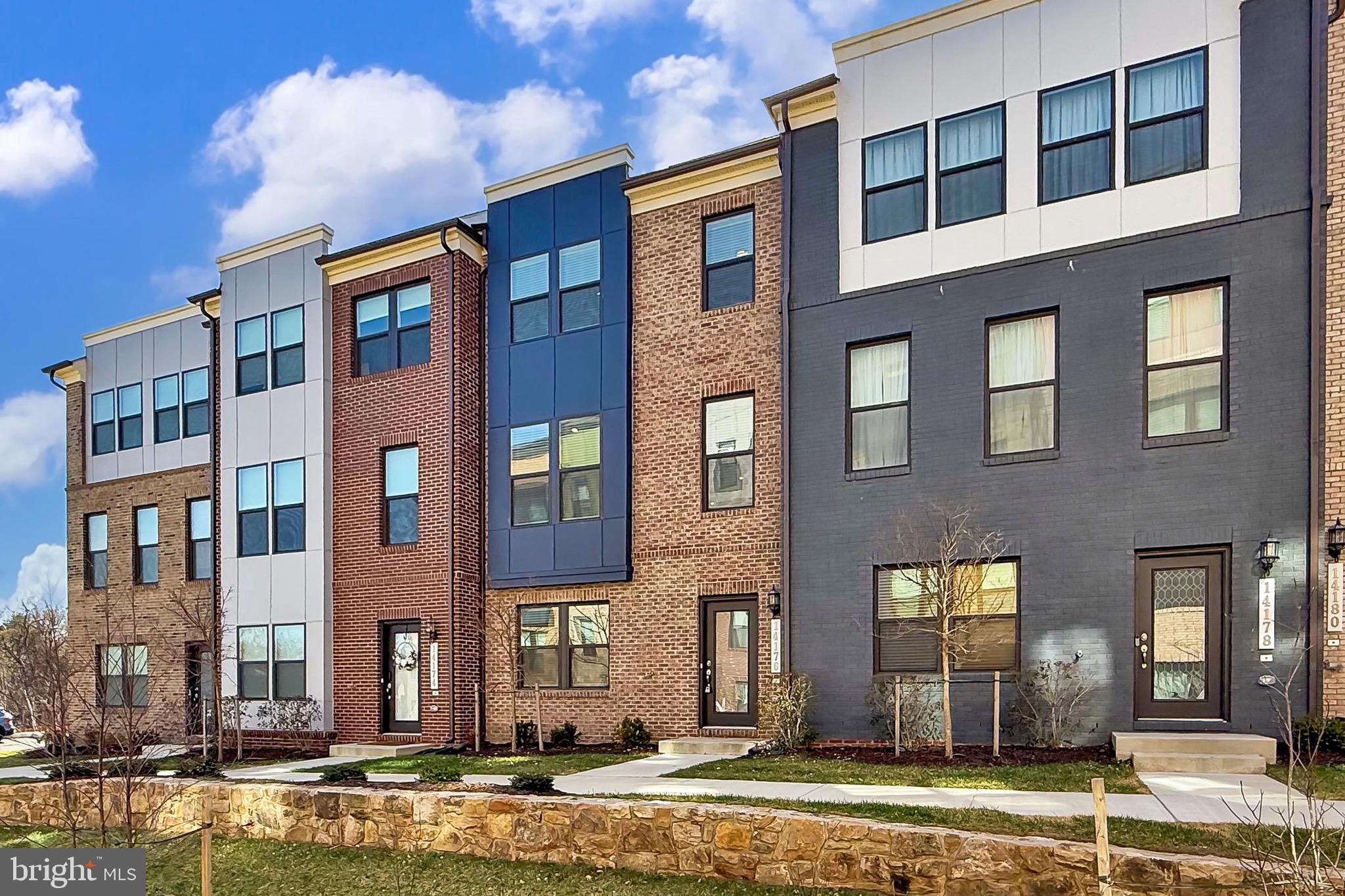 14176 Gypsum Loop Chantilly, VA 20151 - Photo 43 of 43 a front view of a brick building