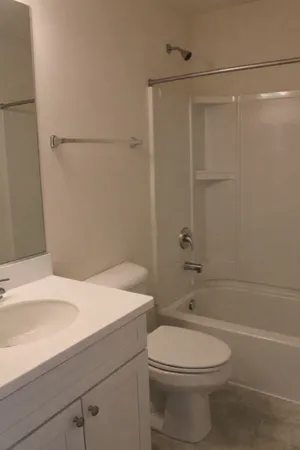 $2,400 | 7106 Country Club Hills Drive, Fox Lake, IL 60020