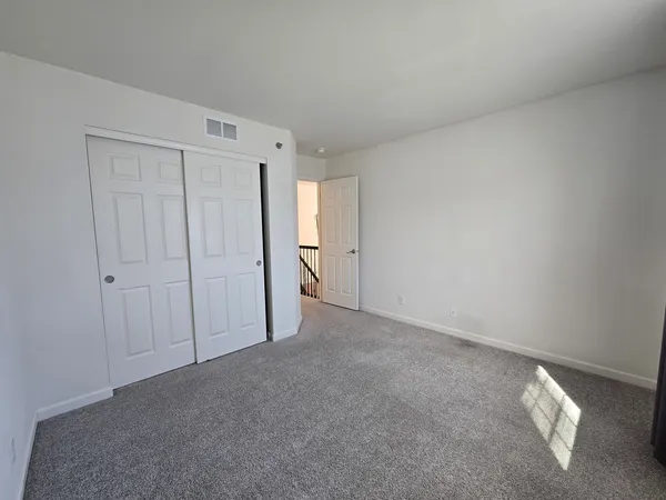 $2,400 | 7106 Country Club Hills Drive, Fox Lake, IL 60020