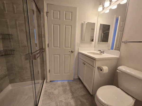 $2,400 | 7106 Country Club Hills Drive, Fox Lake, IL 60020