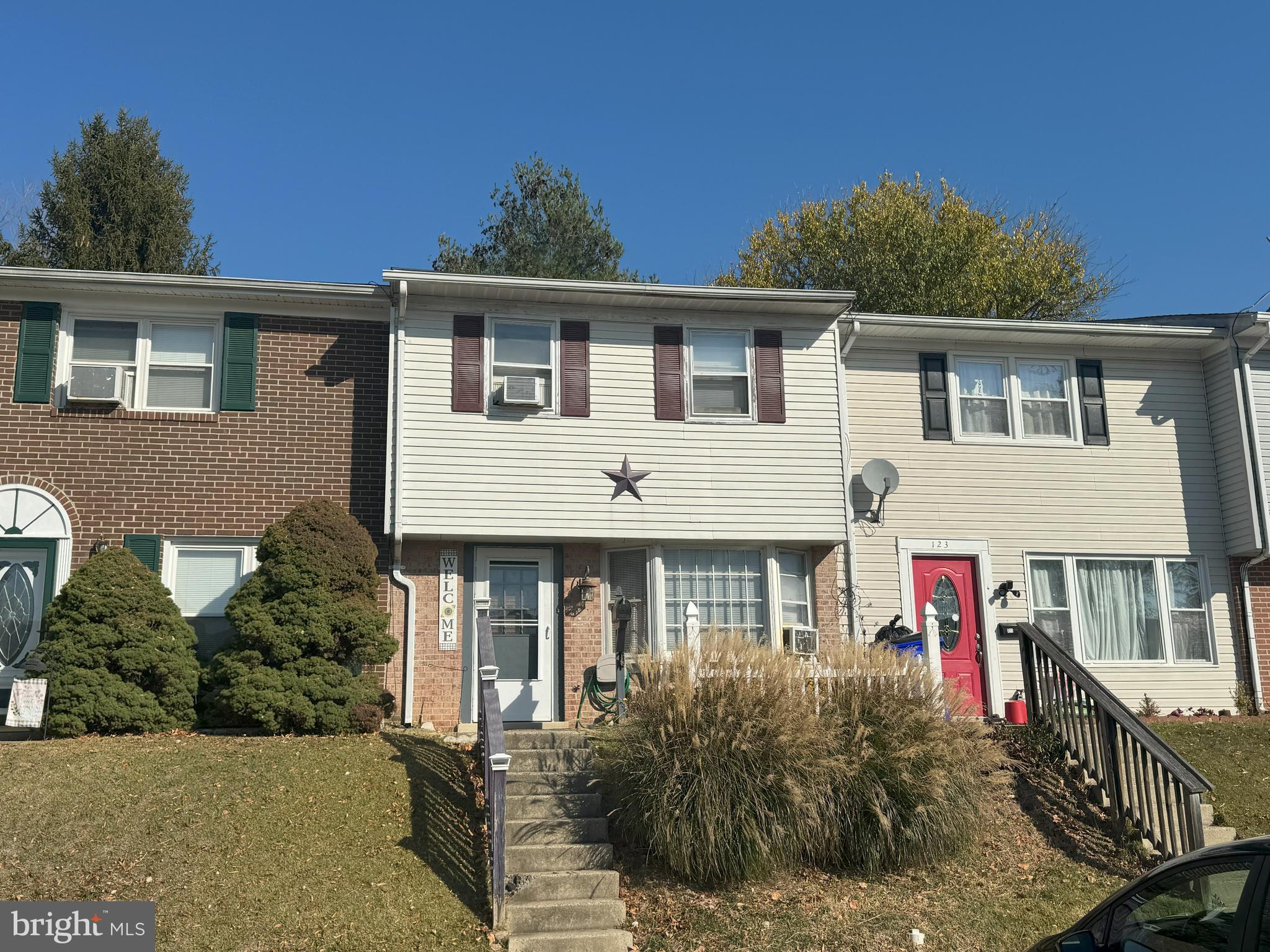 125 West Orndorff Dr  