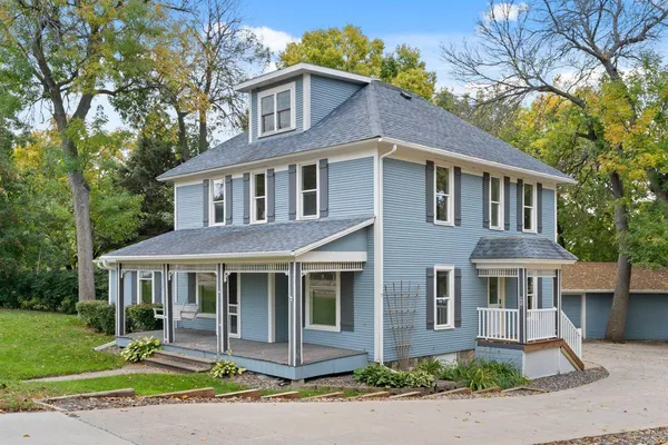 $389,900 | 405 Lake Boulevard South, Buffalo, MN 55313