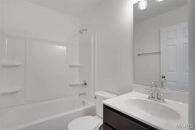 $334,900 | 1016 Westhaven Boulevard, Wentzville, MO 63385