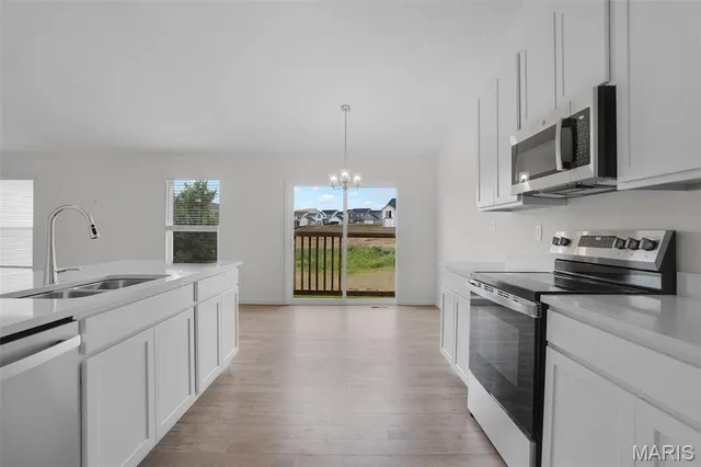 $334,900 | 1016 Westhaven Boulevard, Wentzville, MO 63385