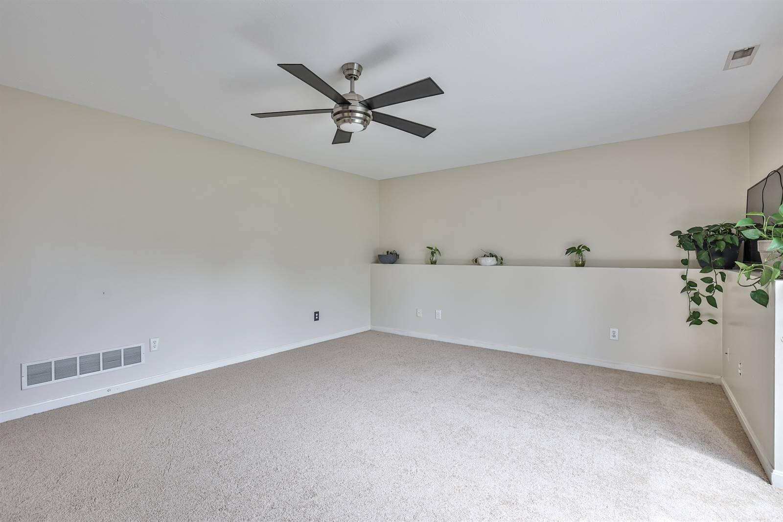 321 Rurel Court Burlington, KY 41005 - Photo 11 of 34 Gallery Image 11