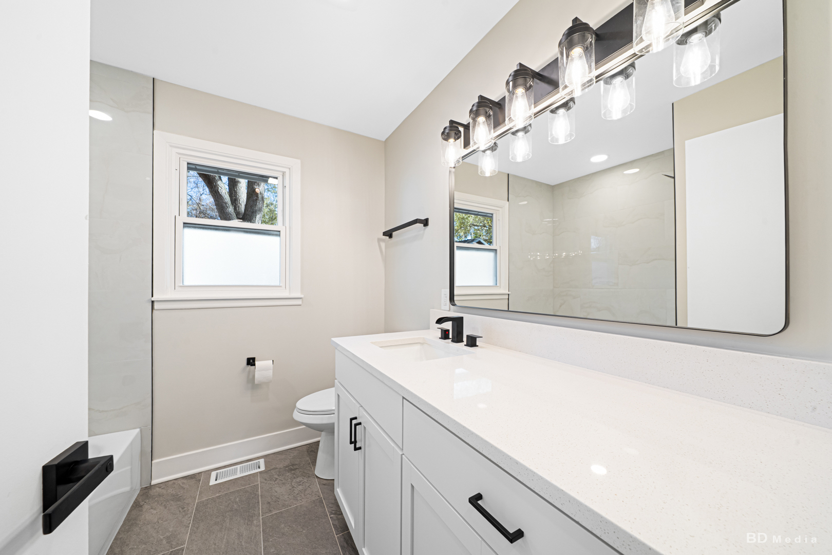 6205 Belmont Road Downers Grove, IL 60516 - Photo 15 of 30
