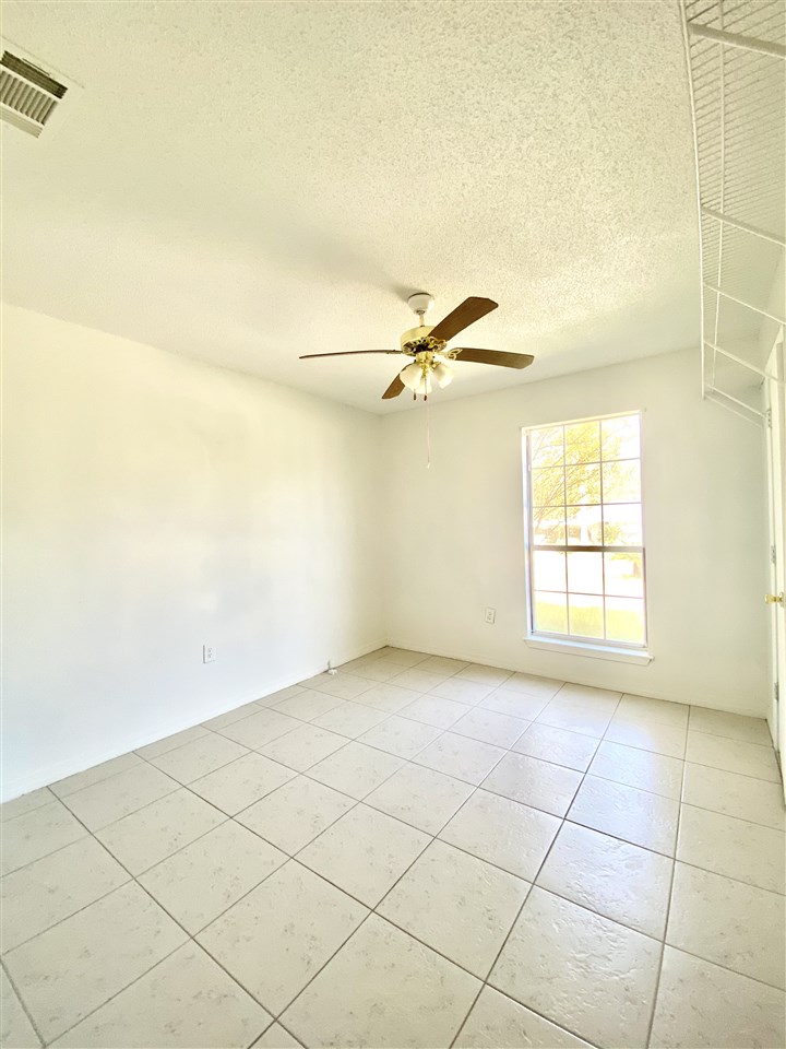 812 Ashland Drive Foley, AL 36535 - Photo 7 of 17