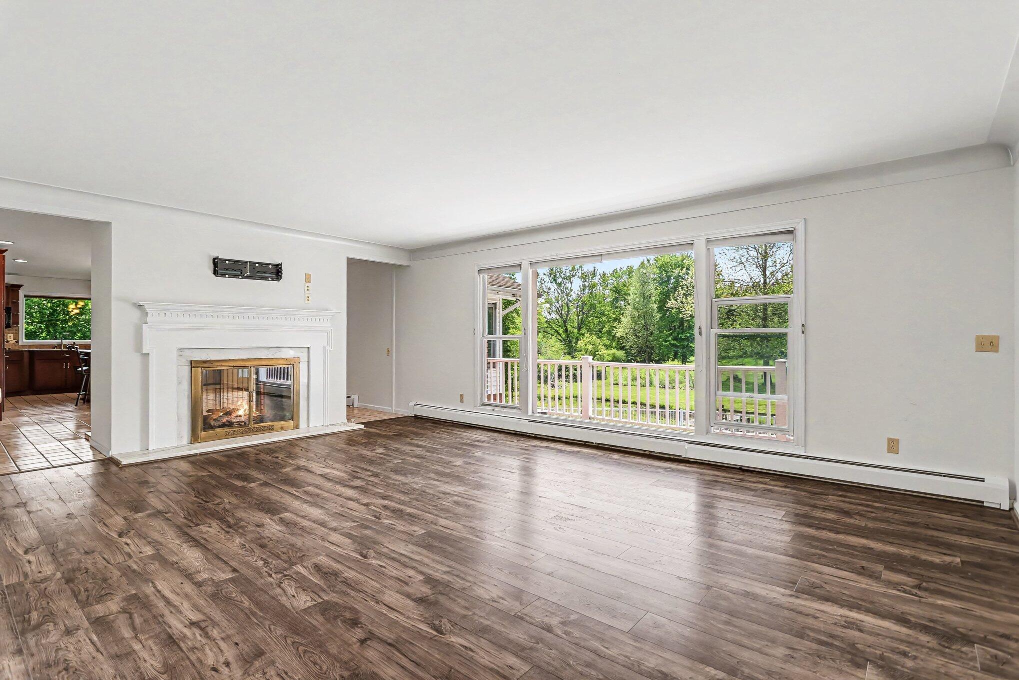 3086 Springbrook Drive Kalamazoo, MI 49004 - Photo 4 of 56 009_file_8383