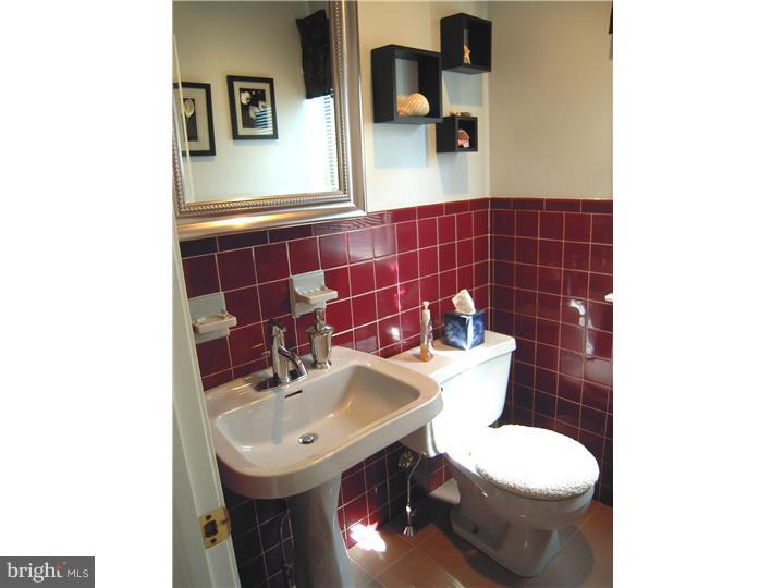 210 Church Road Cheltenham, PA 19027 - Photo 10 of 25 Bathroom