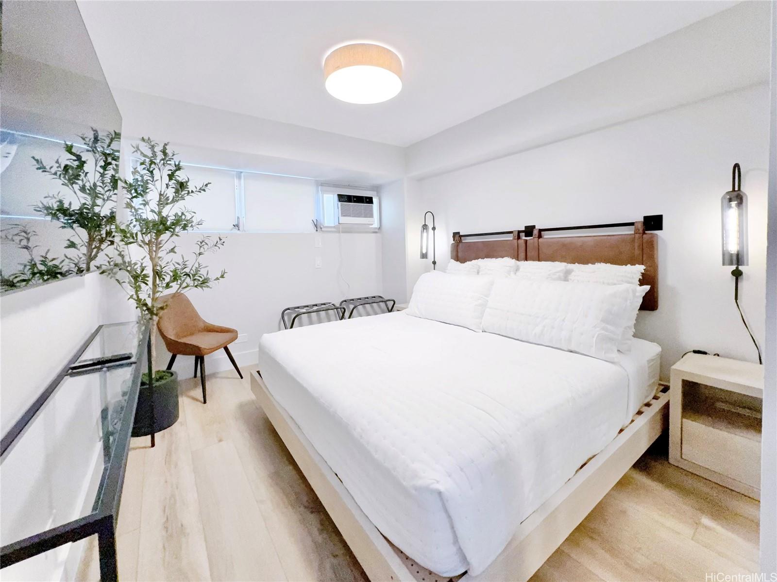 2465 Kūhiō Ave Unit 1606  