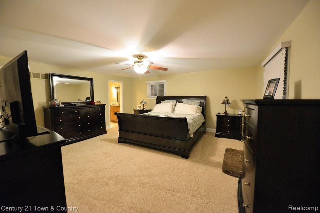 372 Shellbourne Drive Rochester Hills, MI 48309 - Photo 26 of 45