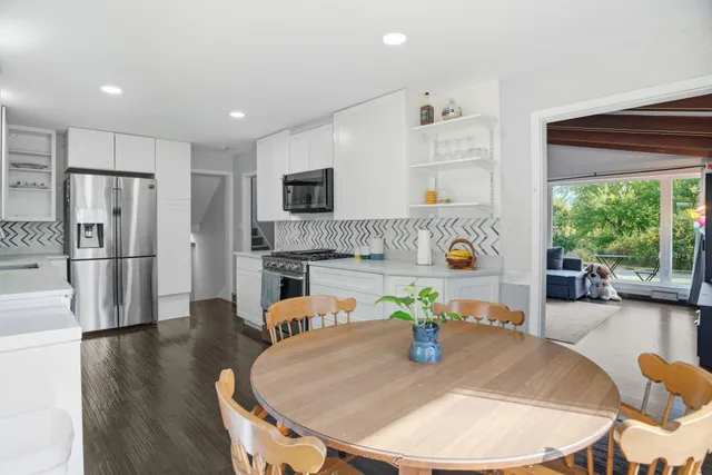 $429,900 | 4130 Dvorak Road, Minnetonka, MN 55305