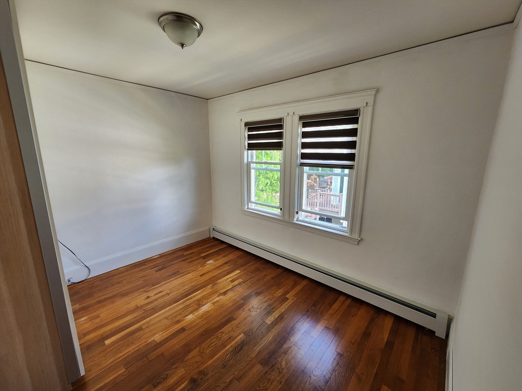 35 Bowker Street Lexington, MA 02421 - Photo 5 of 10