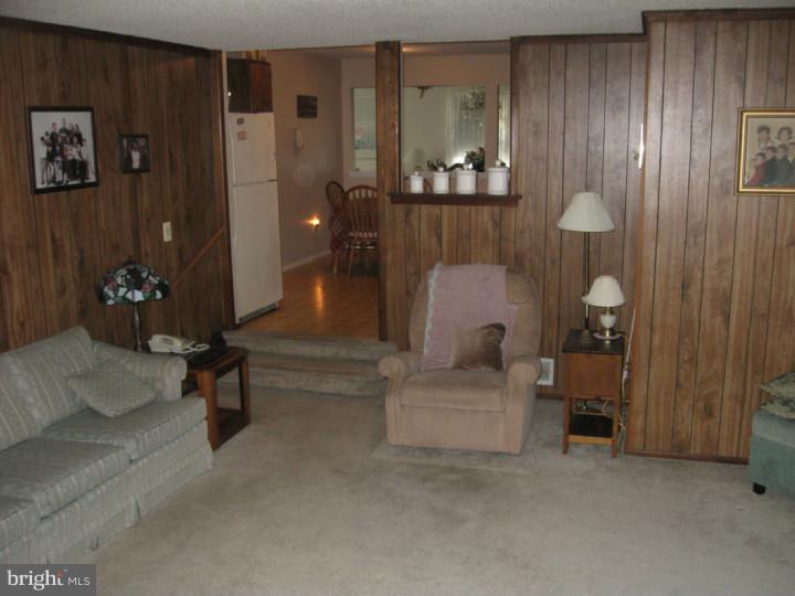 114 Albemarle Road Hamilton Square, NJ 08690 - Photo 15 of 22 Family Room