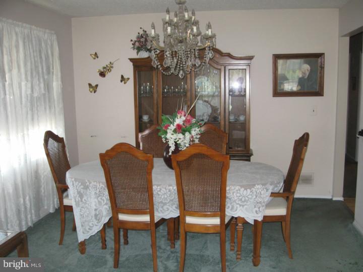 114 Albemarle Road Hamilton Square, NJ 08690 - Photo 8 of 22 Dining Room