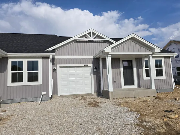 $379,900 | 624 Harvest Road, Hartford, WI 53027