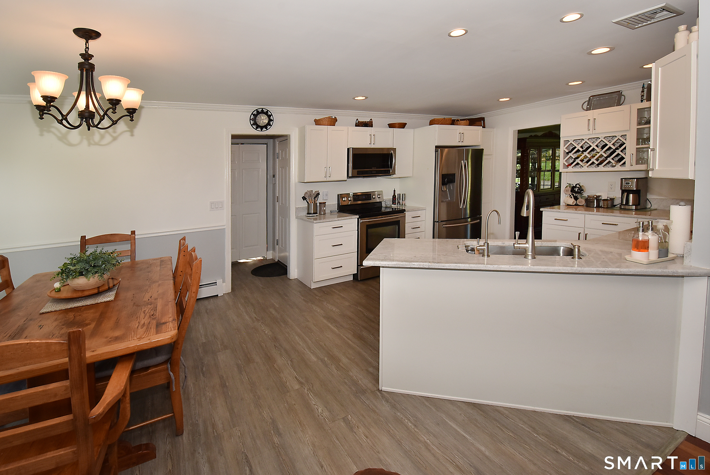 30 Michael Lane Suffield, CT 06078 - Photo 6 of 38