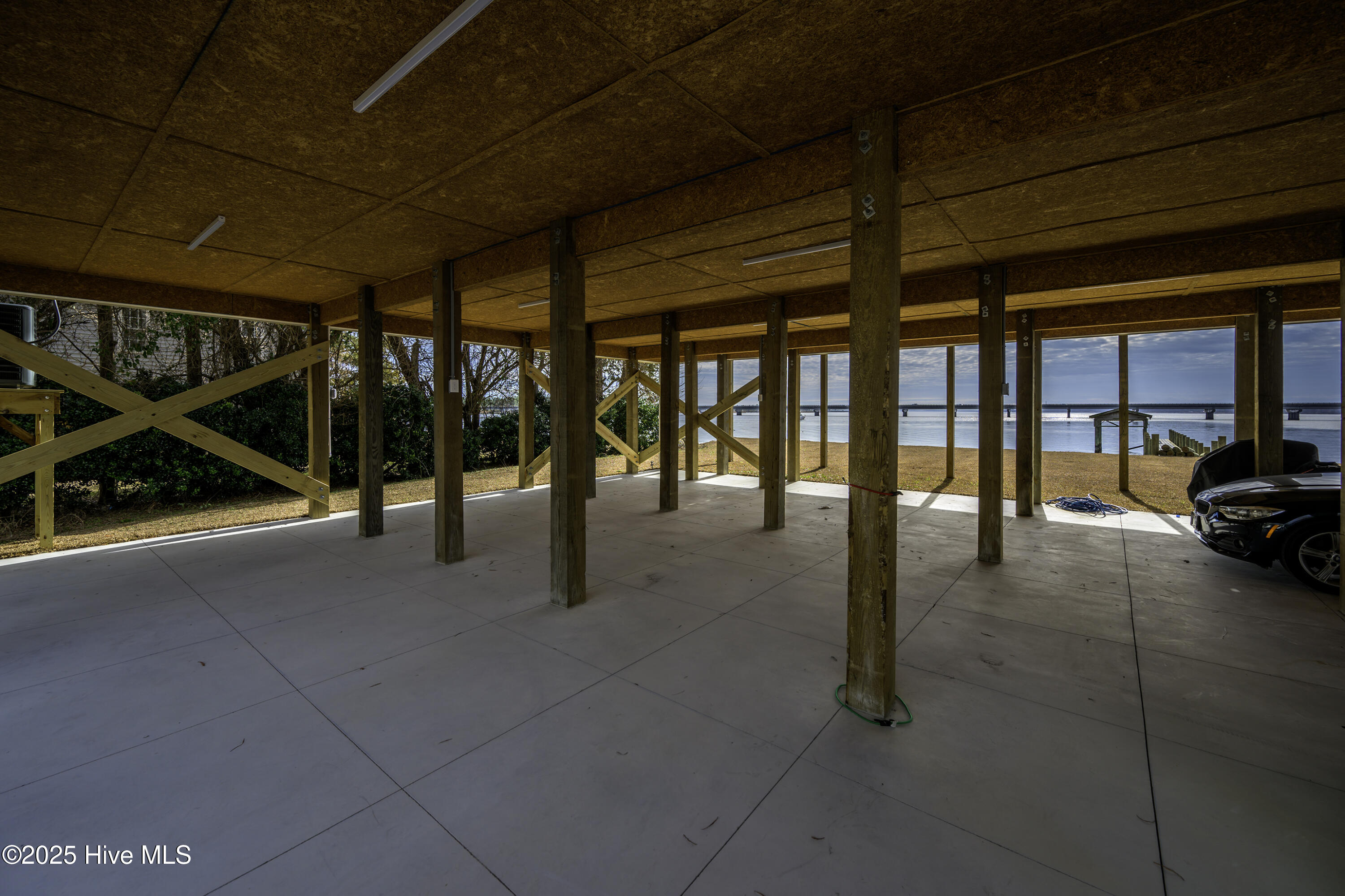 29 Paradox Point Drive Aurora, NC 27806 - Photo 17 of 20 Photo of Similar Construction