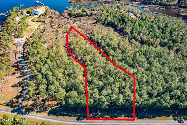 $440,000 | 29 Paradox Point Drive, Aurora, NC 27806