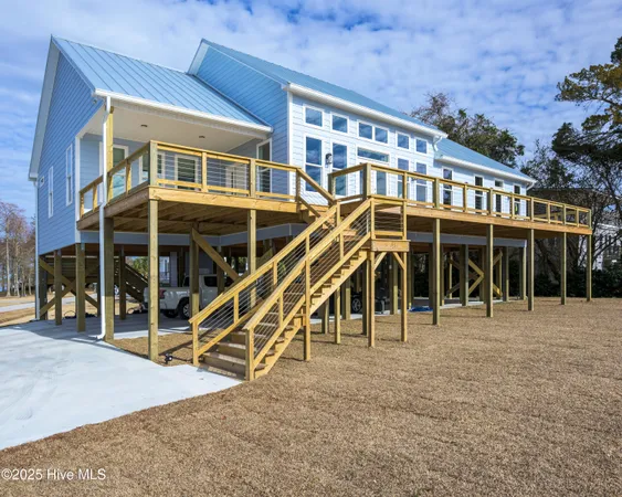 $455,000 | 29 Paradox Point Drive, Aurora, NC 27806