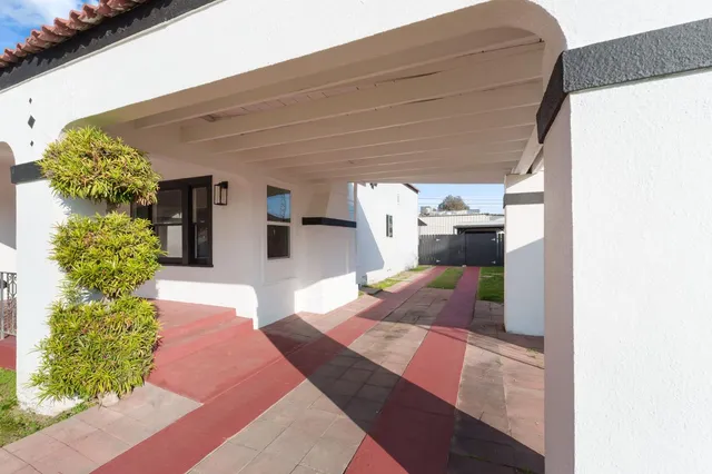 $348,000 | 1576 North Safford Avenue, Fresno, CA 93728