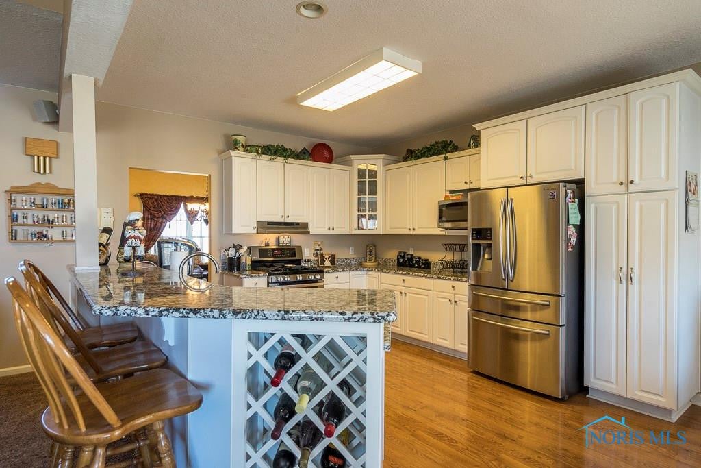 24250 Stony Ridge Road Perrysburg, OH 43551 - Photo 12 of 33 Gallery Image 12