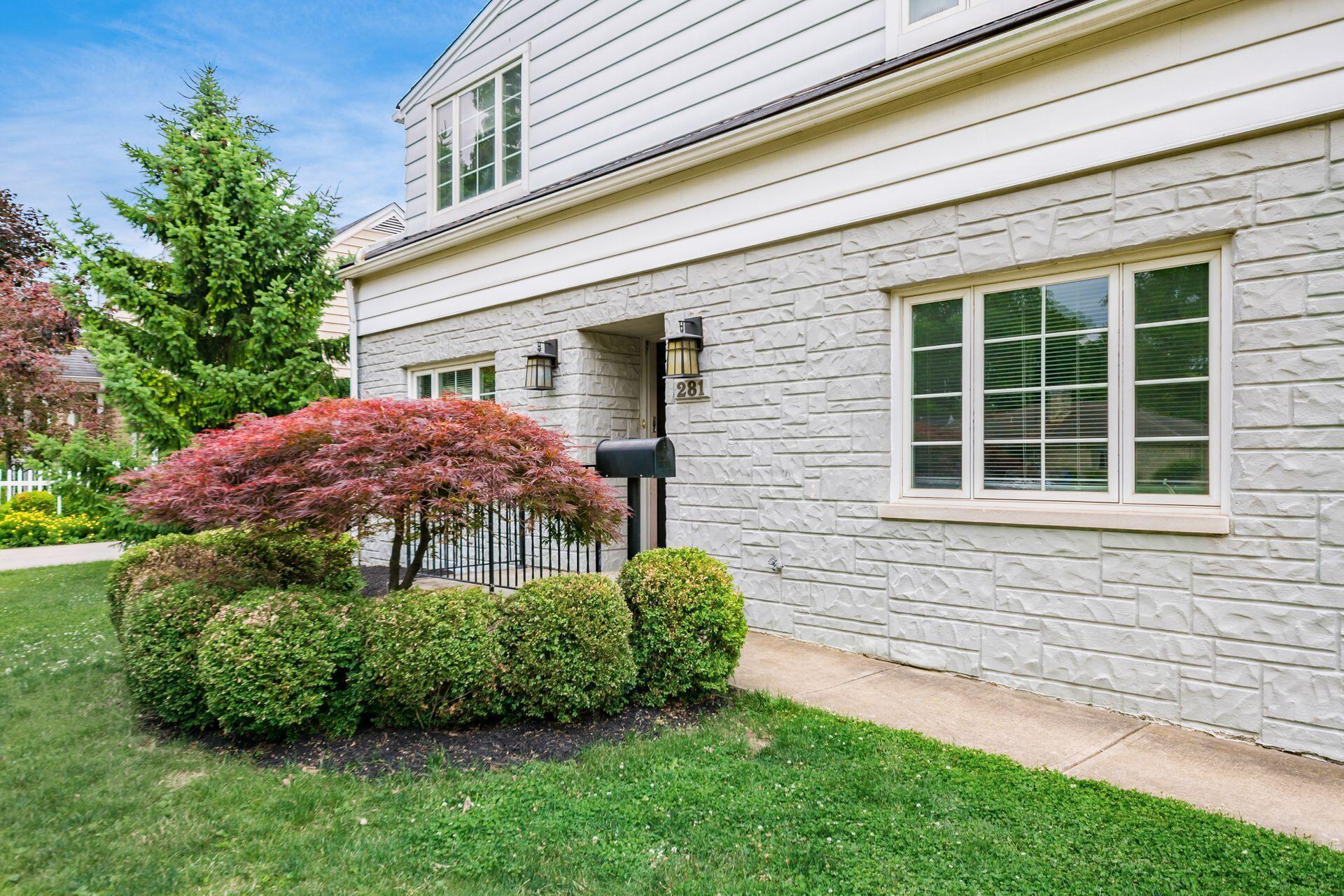 281 South Broadleigh Road Columbus, OH 43209 - Photo 1 of 44 005__L 281 S Broadleigh Rd013