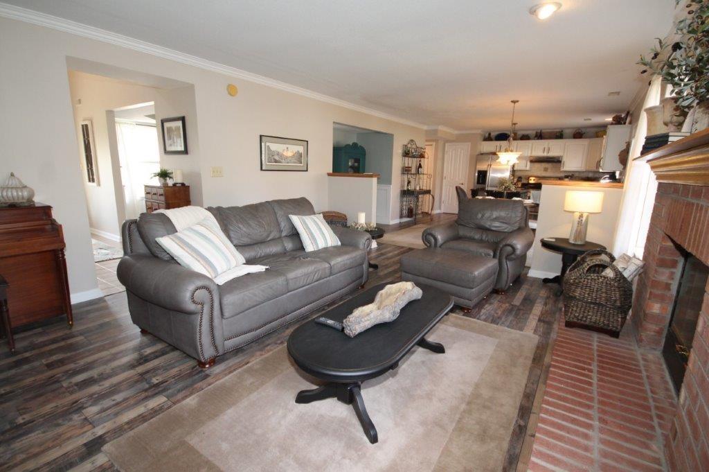 6143 East Meadow Ridge Road Columbus, IN 47203 - Photo 14 of 46 Gallery Image 14