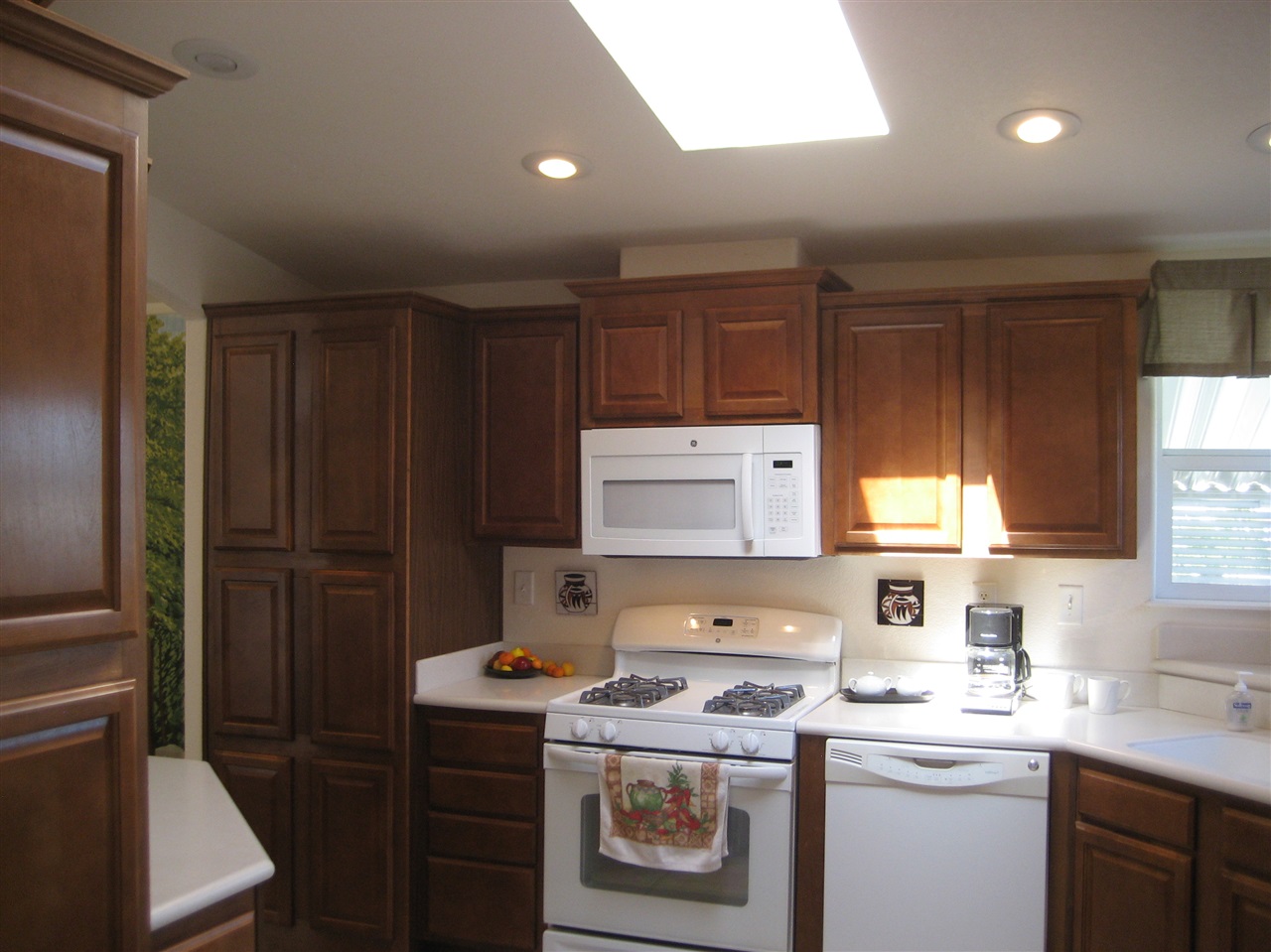 1925 Otay Lakes Road, Unit 58 Chula Vista, CA 91913 - Photo 3 of 25 Gallery Image 3
