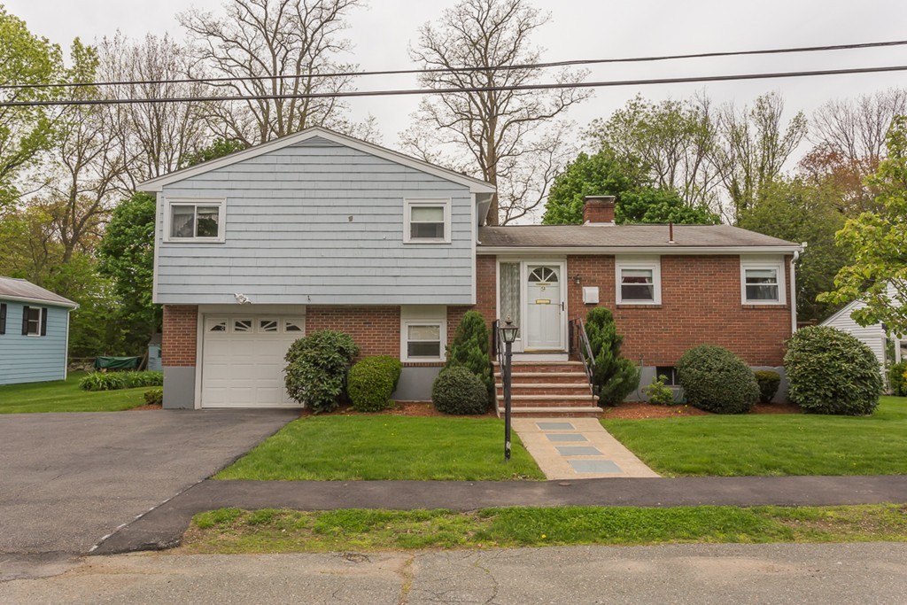 9 Butterworth Road Beverly, MA 01915 - Photo 1 of 22 Gallery Image 1