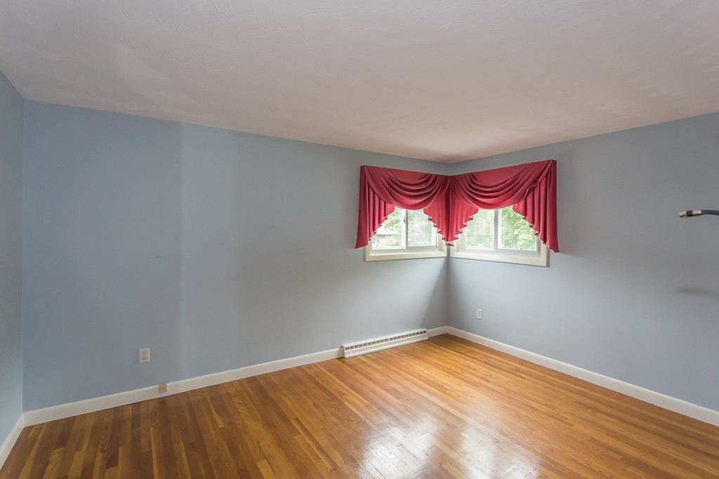 9 Butterworth Road Beverly, MA 01915 - Photo 14 of 22 Gallery Image 14