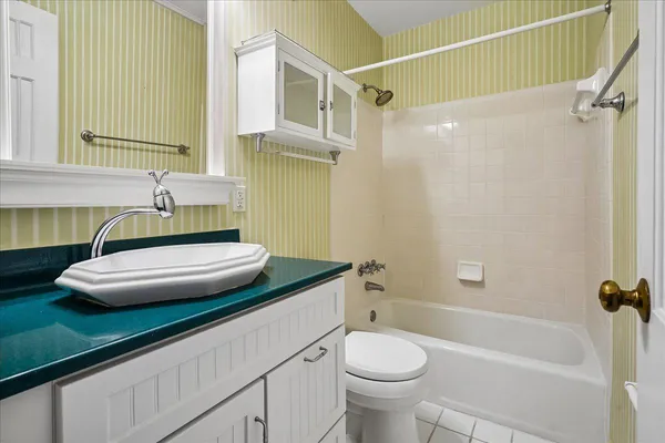 $835,000 | 6315 Olde Towne Court, Alexandria, VA 22307